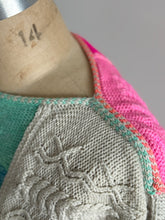 Load image into Gallery viewer, Substituting Yarn with a Different Gauge