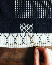 Load image into Gallery viewer, My Knitted Cowl Canvas | Embroidery on Knitting Pattern