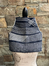 Load image into Gallery viewer, My Crocheted Cowl Canvas | Crochet Pattern