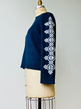 Load image into Gallery viewer, Flowers | Embroidery on Knitting Motif