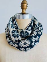 Load image into Gallery viewer, Kogin Flowers Cowl | Knitting Pattern